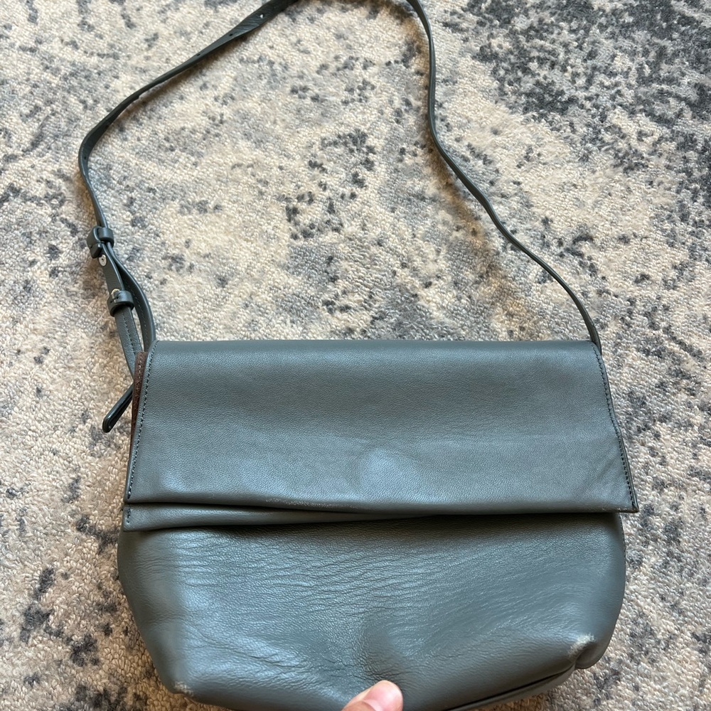 Massimo Dutti Leather Shoulder Bag in blue